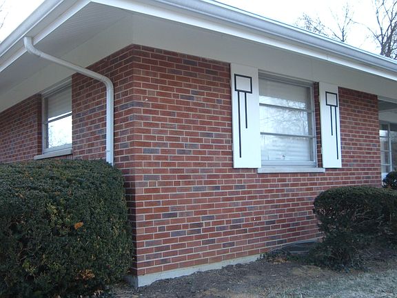 2nd image of 1274 Amberwood Ct