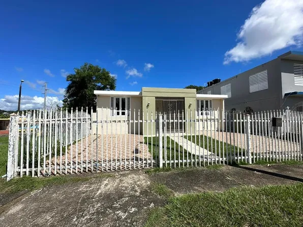 D 2 Austria St, Caguas, PR 00727