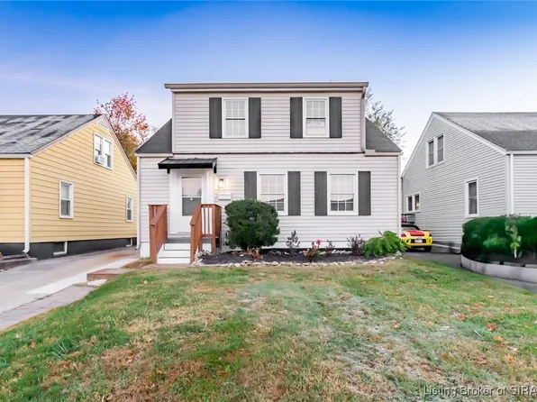 750 N McKinley Avenue, Clarksville, IN 47129