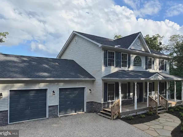 254 Falcon View Dr, Augusta, WV 26704