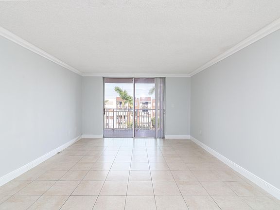 5th image of 6930 NW 186th St #1-503