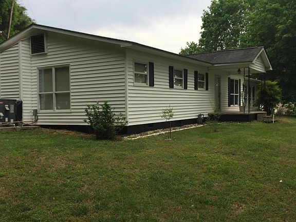 3rd image of 205 Skyline Dr