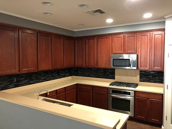 2nd image of 2932 Club Center Dr