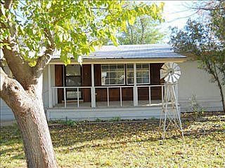 4th image of 1607 Alamo Dr