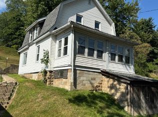 22 Cherry Aly, Oil City, PA 16301