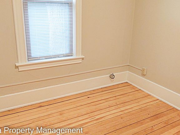 5th image of 208 W Spruce St #2