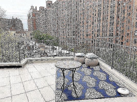 1st image of 246 10th Ave #5C