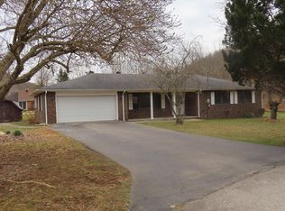 82 H Hall Rd, Clearfield, KY 40313