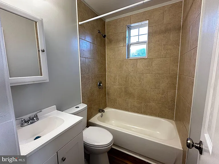 4632 Hillside Rd SE #1 — Photo 17