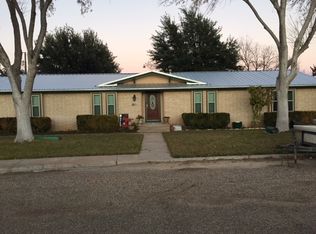 902 Powell Ct, IRAAN, TX 79744