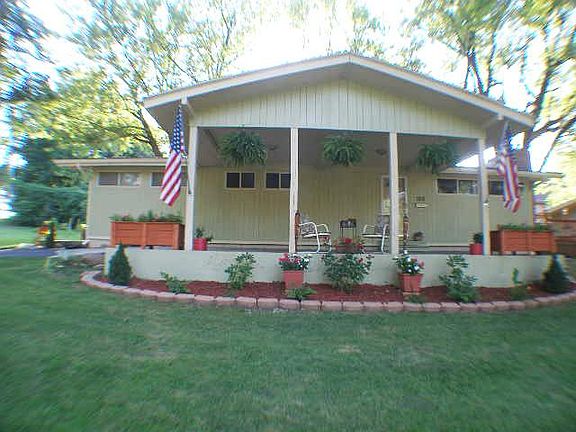 2nd image of 3610 Shady Bend Dr