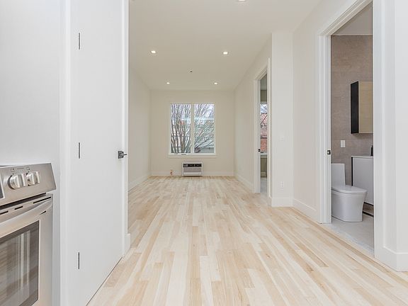 3rd image of 522 Midwood St #4F