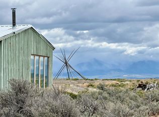 271 Cielo Grande Road, Tres Piedras, NM 87577