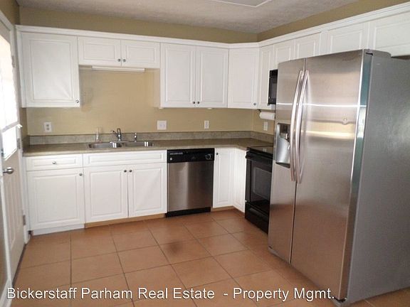 2nd image of 2908 Dotti Dr