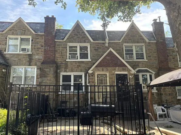 5225 D St, Philadelphia, PA 19120