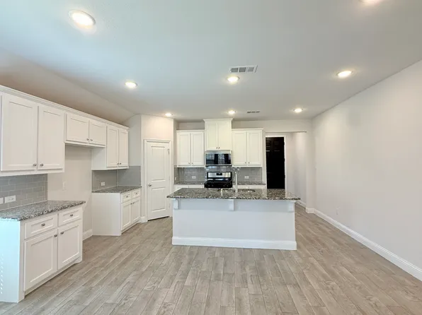 2305 Caroline St, Anna, TX 75409