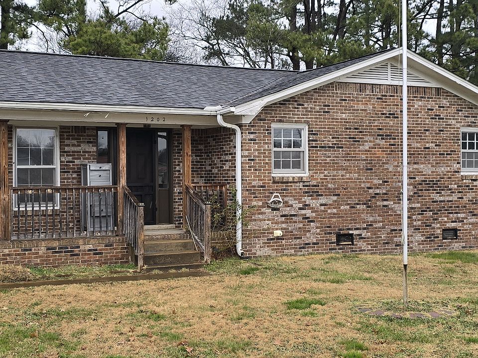 1st image of 1202 Brindley Dr