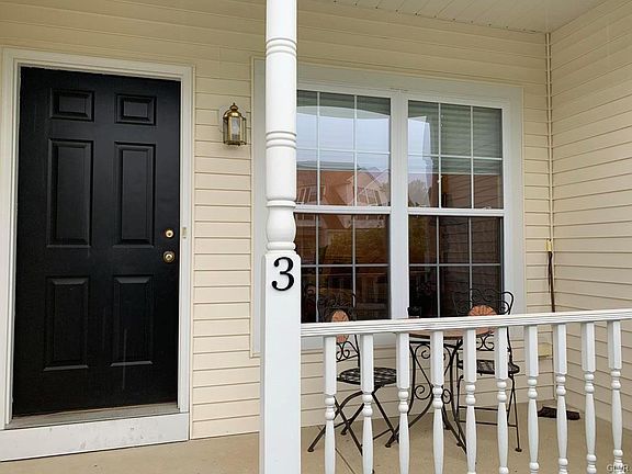 2nd image of 3 Willow Dr