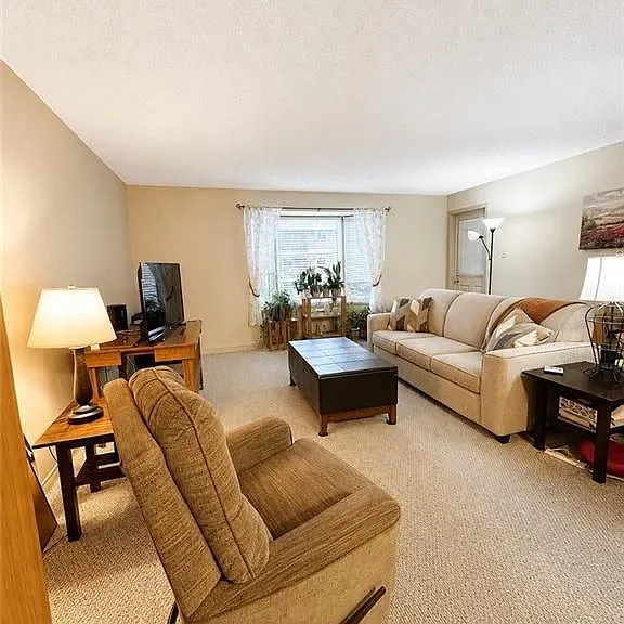 440 Durham St W #210 — Photo 10