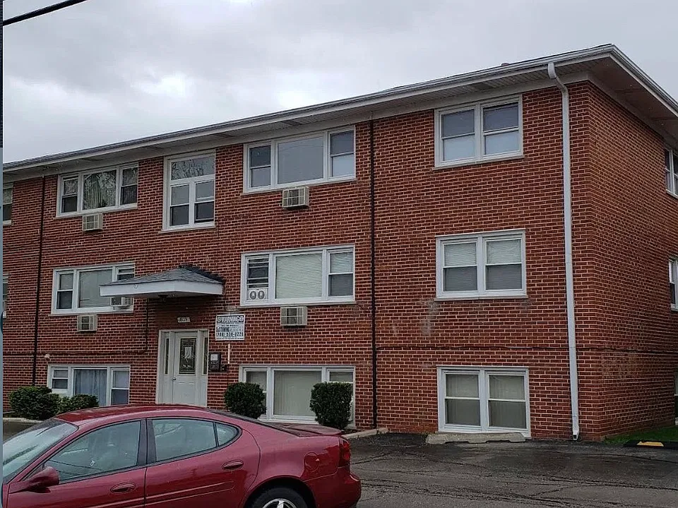 10113 Hartford Ct #1B