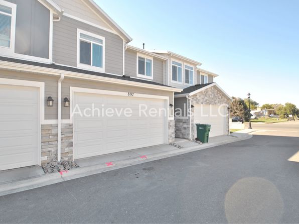 897 Robert Ave