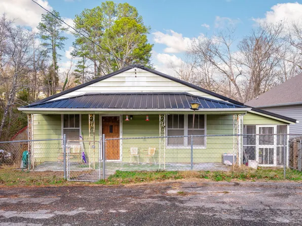 1329 Hixson Ave, Hixson, TN 37343