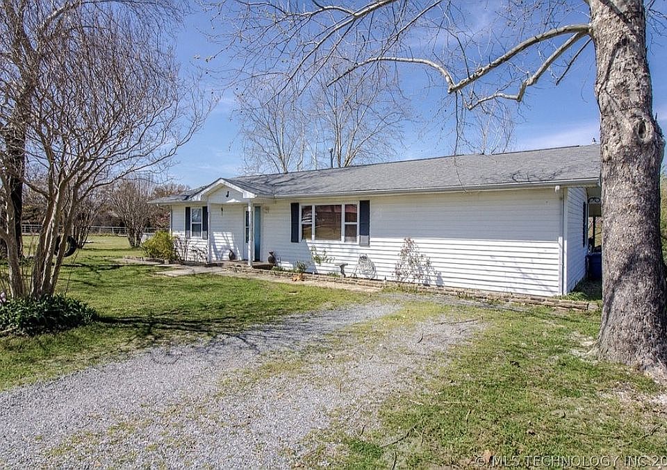 1st image of 224 Edwards Ln