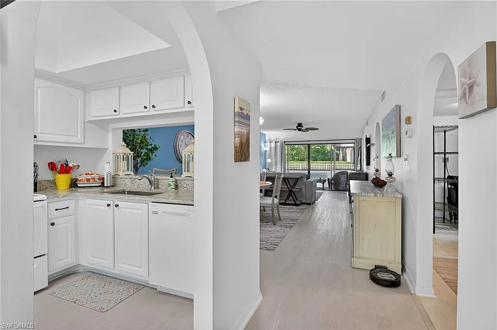 705 Augusta Blvd — Photo 4