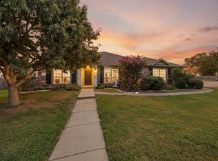 111 Rolling Spring Dr, Aledo, TX 76008