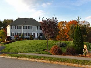 44 Pacer Way, Groton, MA 01450