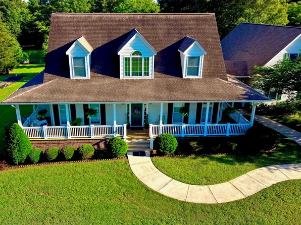 1311 Anna Dr, Tuscumbia, AL 35674