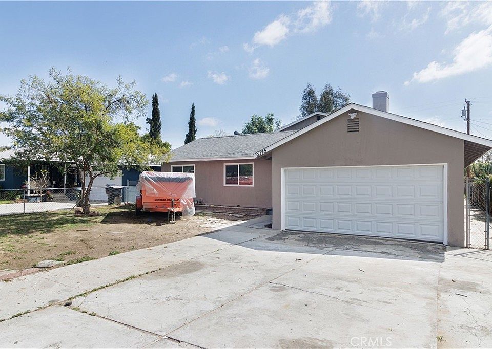 1st image of 9375 Grace Ave