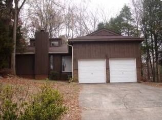 9511 Fairway Ridge Rd, Charlotte, NC 28277