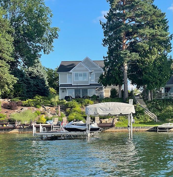 13450 Enid Blvd, Fenton, MI 48430 Zillow