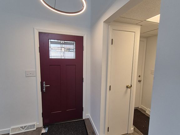 3rd image of 21 Constitution Dr #21