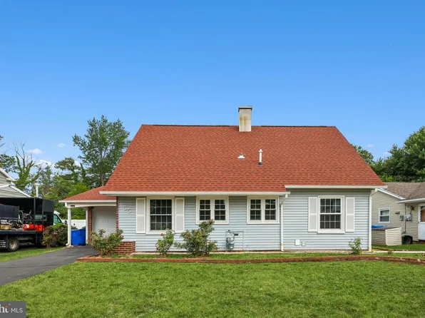 55 Belhurst Ln, Willingboro, NJ 08046
