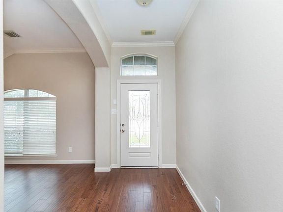 3rd image of 21206 Colton Cove Dr