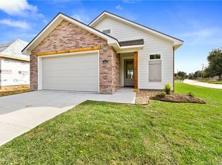 117 Overhill Dr, Lake Charles, LA 70605