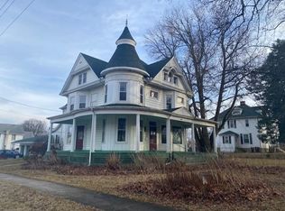 109 N Seminary Ave, Mount Morris, IL 61054