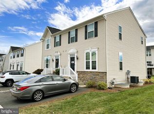 101 Kati Ct, Gilbertsville, PA 19525