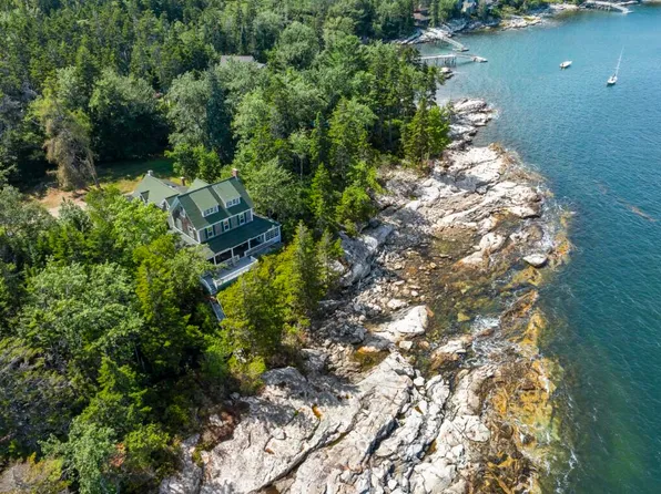 28 Driftwood Cove Road, Southport, ME 04576