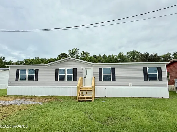 207 Liz Dr, Saint Martinville, LA 70582