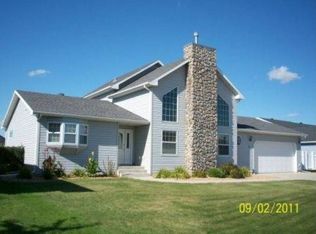 804 4th Ave NE, Dilworth, MN 56529
