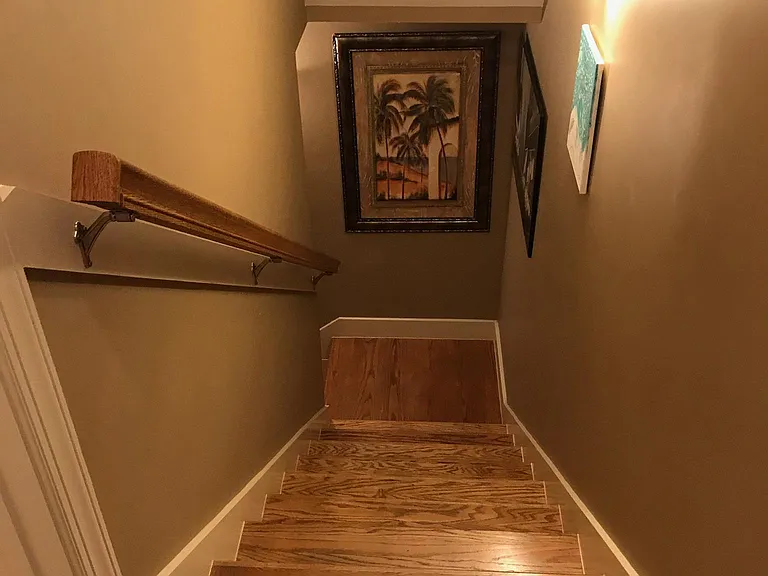 207 Gladstone Way — Photo 14