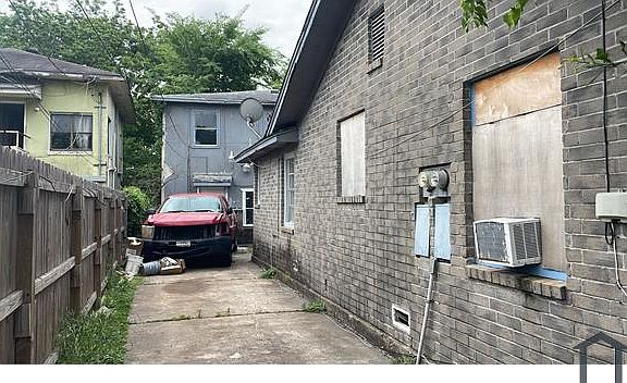 2nd image of 1506 4th St #4