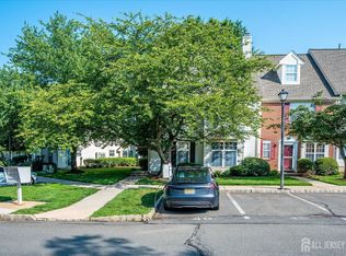 56 Colleen Ct, Kendall Park, NJ 08824
