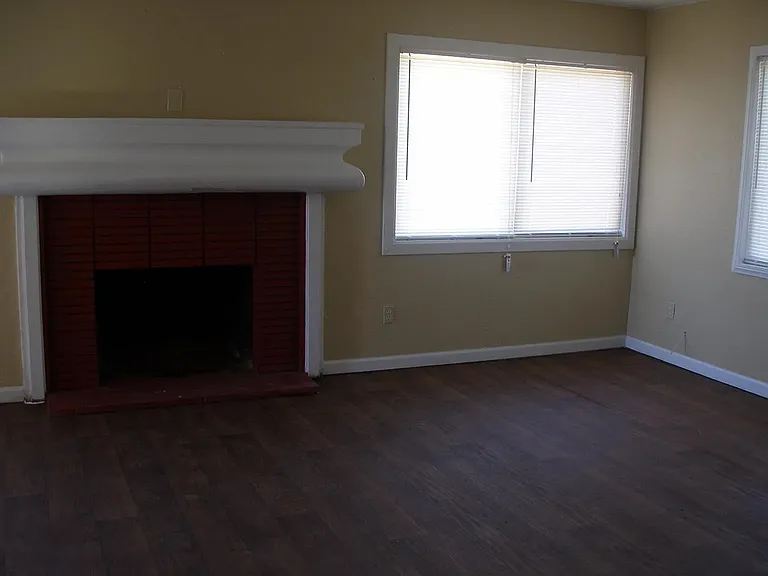 16693 City View Dr — Photo 8