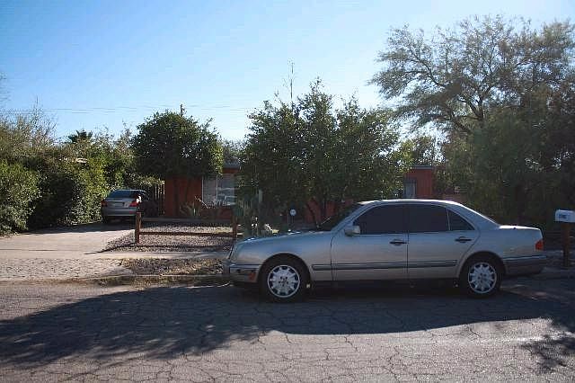 1st image of 3002 E Eastland St