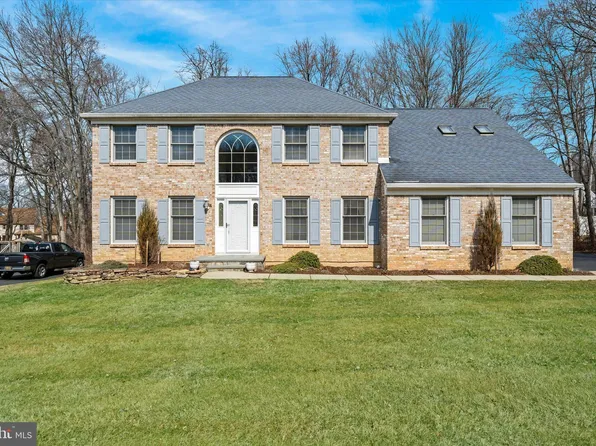 4 Knights Xing, Newark, DE 19713