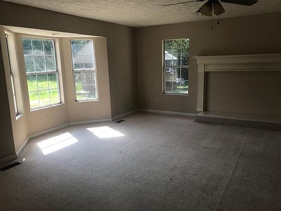 4th image of 714 Kent Dr APT B